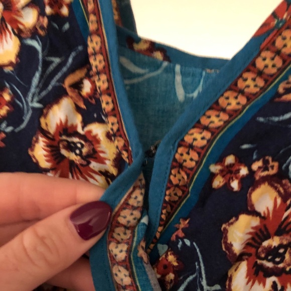 Floral romper! - Picture 4 of 6